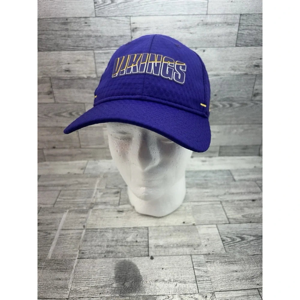 Minnesota Vikings New‎ Era 9Twenty NFL Adjustable Training Hat Purple Yellow